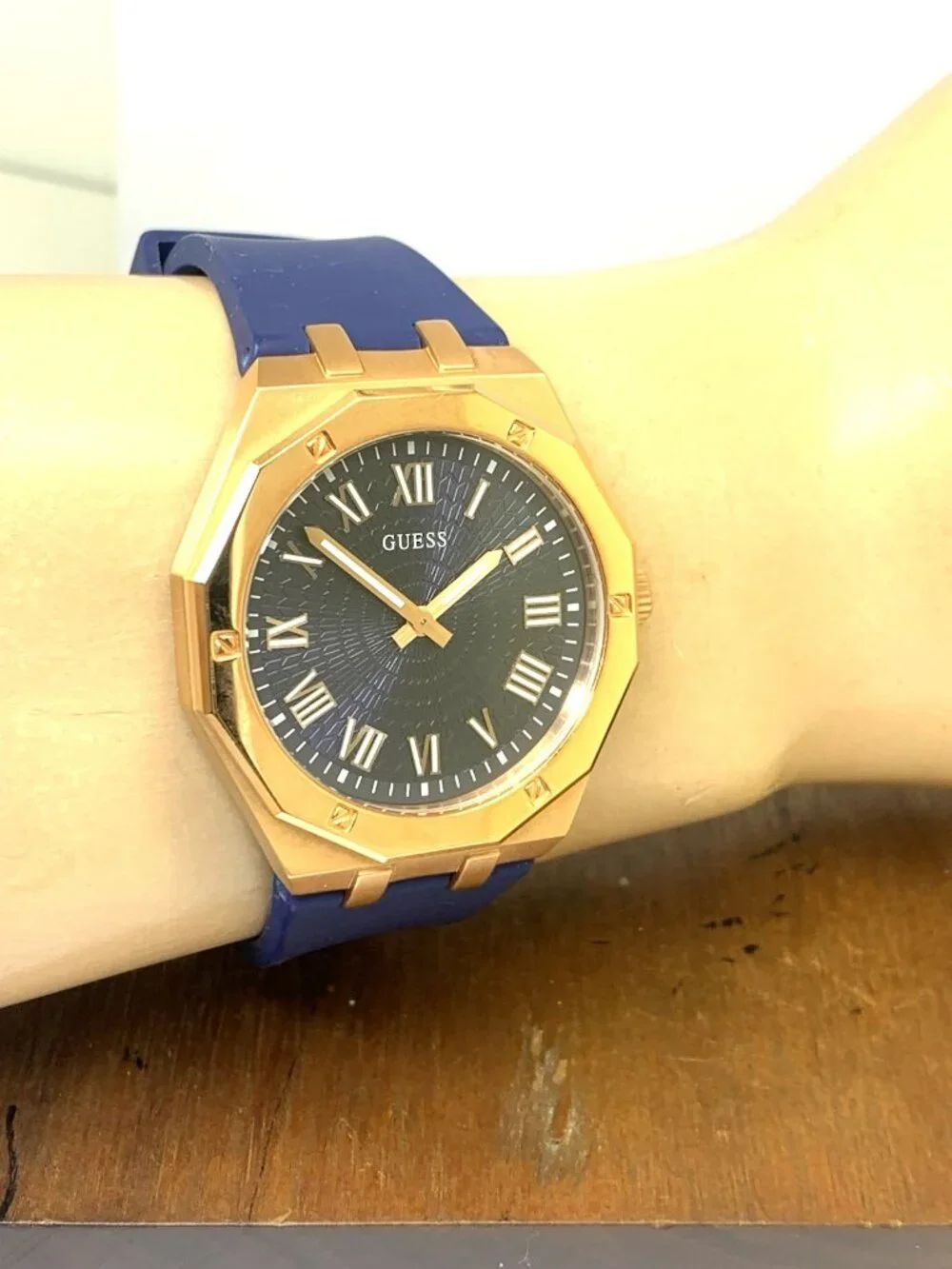Guess Men's Watch GW0663G3 Quartz Rose Gold Blue Dial Steel Rubber Strap 42mm
